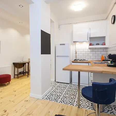 Apartment Ev - Eden 1 Bed With Garden Istanbul